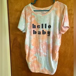 Comfy maternity shirt!!